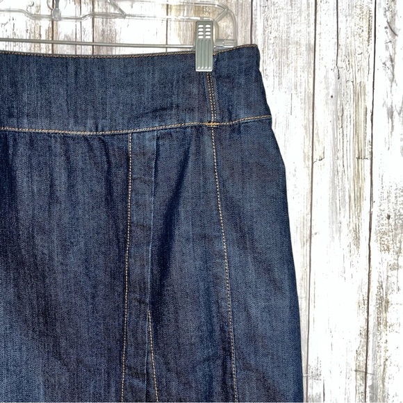 White House Black Market Dark Wash Denim Pencil Skirt - Picture 3 of 6